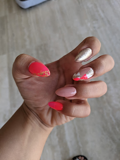Fashion Nails li | Salón de Uñas y Manicura en Alicante