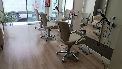 Trenzzo Peluqueria | Peluqueria en Zaragoza / Zaragoza