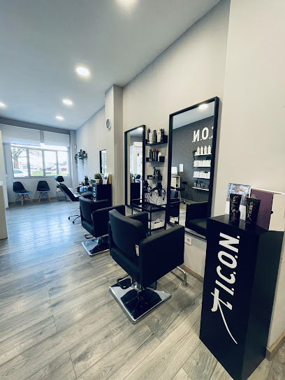 Ambar Castro Estilistas | Peluqueria en Villagarcía de Arosa / Pontevedra