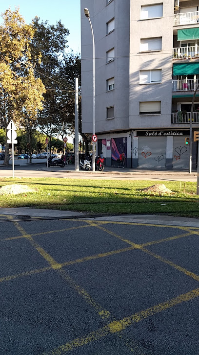 EE perruquers | Peluquería en Sant Adrià de Besòs / Barcelona