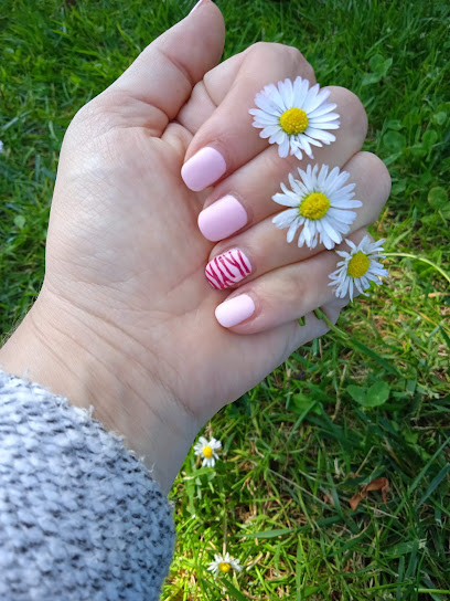 Susana Nails | Salón de Uñas y Manicura en Colindres