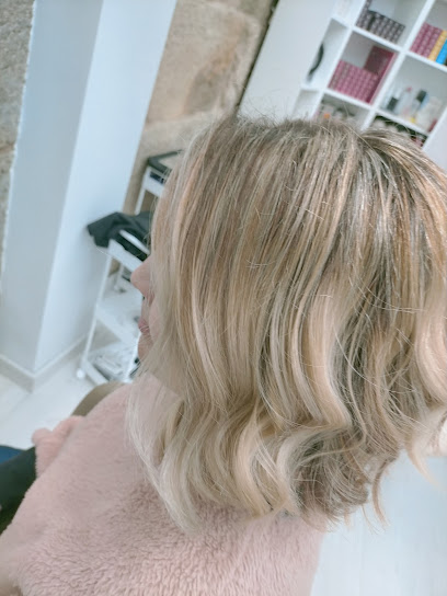 Hairlen Granado Peluquería y Belleza | Peluquería en Marín / Pontevedra