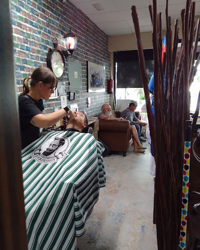 Kore Estética y barber shop | Peluquería en Madrid / 