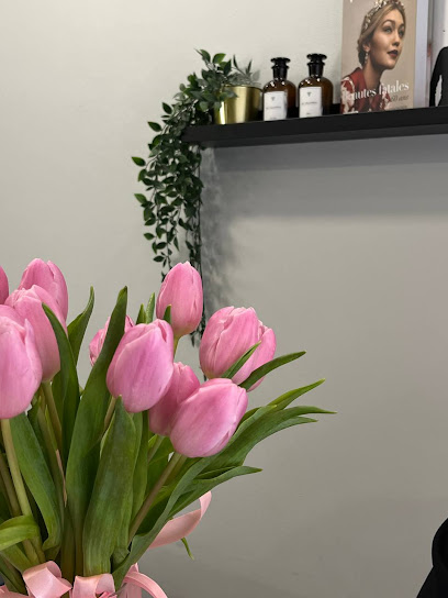 13Lab studio | Salón de Uñas y Manicura en Valencia