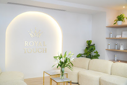 Royal Touch Madrid | Peluquería en Madrid / 