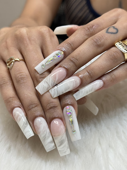 BLINK Nails | Salón de Uñas y Manicura en Terrassa