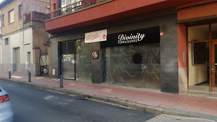 Divinity Perruquers | Peluquería en Vic / Barcelona