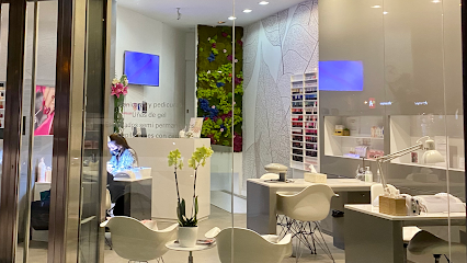 Nenha | Salón de Uñas y Manicura en Madrid