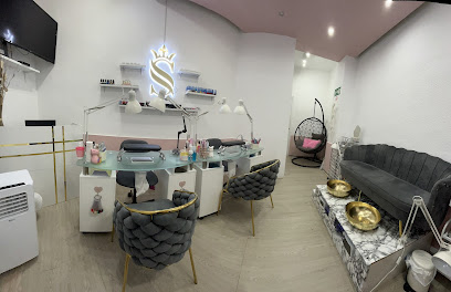 Stefanny Beauty Salón | Salón de Manicura y Uñas en Barcelona / 