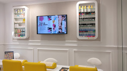 D-Uñas Nails & Beauty | Alberto Aguilera | Salón de Uñas y Manicura en Madrid