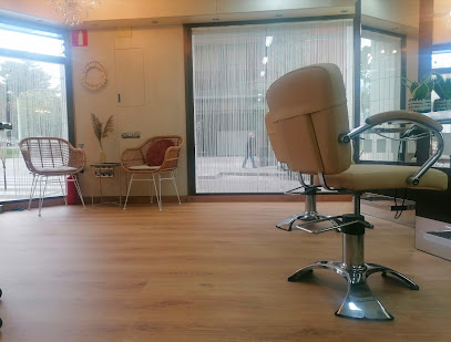 Due Perruqueres, Èlia M. | Peluquería en Igualada / Barcelona