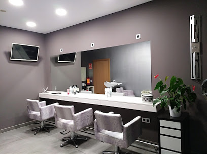 Clips | Peluqueria en Santa Coloma de Queralt / Tarragona