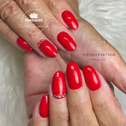 Studio Flamante | Salón de Manicura y Uñas en Dénia / 