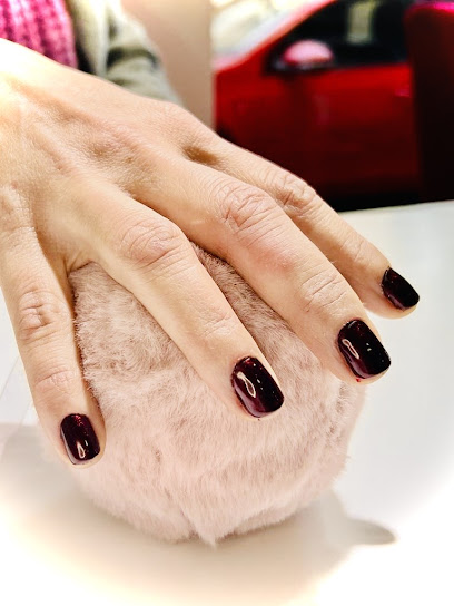 HIEDRA | Peluquería en Pozuelo de Alarcón / 