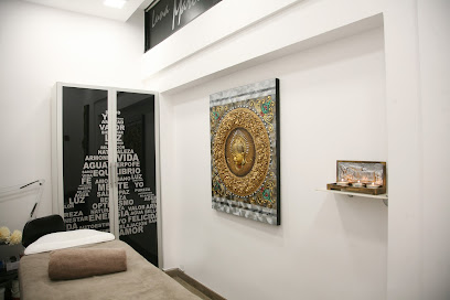 Luna Marcos | Peluqueria en Les Franqueses del Vallès / Barcelona