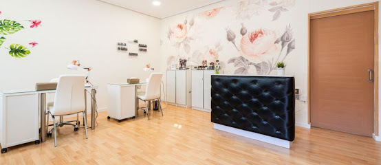 SOPHI Nails | Salón de Uñas y Manicura en Zaragoza
