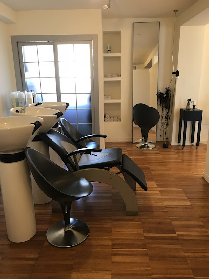 Obvio Estilistas | Peluqueria en Yecla / Murcia