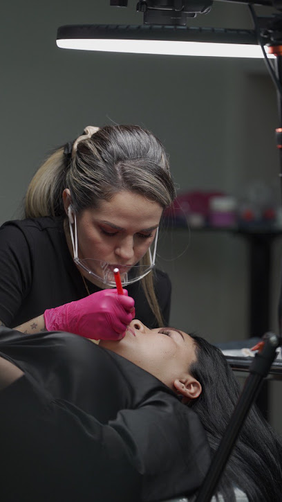 Carolina Micropigmentacion | Peluquería en Barcelona / 