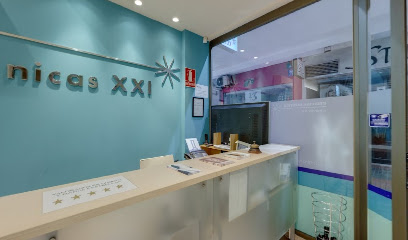 Clínicas XXI | Peluquería en Logroño / 