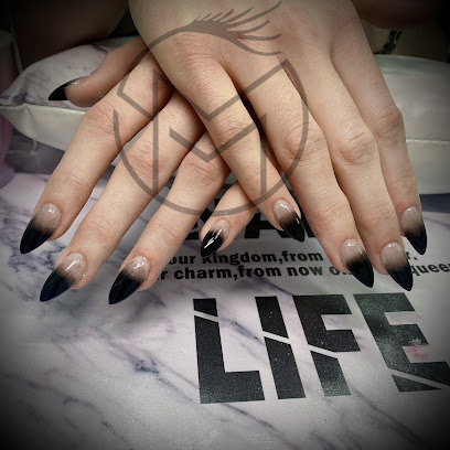 MANICURE | Salón de Uñas y Manicura en Barcelona