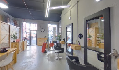 Contraste Peluquería | Peluqueria en León / León