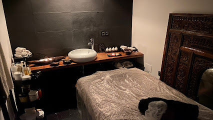 Thai Oasis Urbano | Peluquería en Torrelavega / 