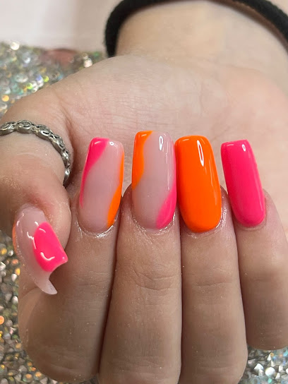Paula Nails | Salón de Manicura y Uñas en Talavera de la Reina / 