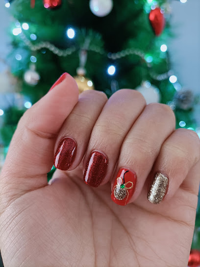 Centro de Estética + que uñas | Salón de Uñas y Manicura en Villaralbo