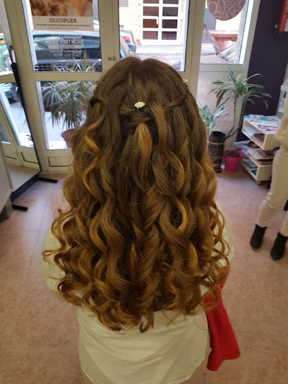 Peluquería y Estética Montse y Cris | Peluqueria en Alboraya / Valencia