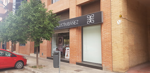 Agustín Ibáñez: Peluquero y Estilista | Peluqueria en Valencia / Valencia