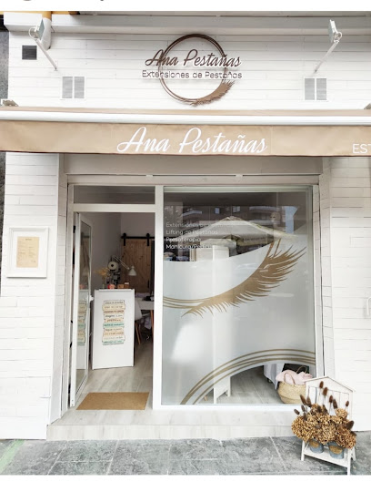 Ana Pestañas | Peluquería en Torrelavega / 