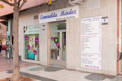 Esmeralda Mendez | Peluquería en Cartagena / 