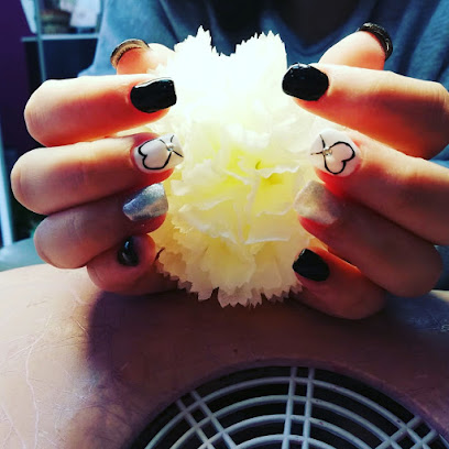 Carolina Centro & Belleza | Peluquería en Málaga / 