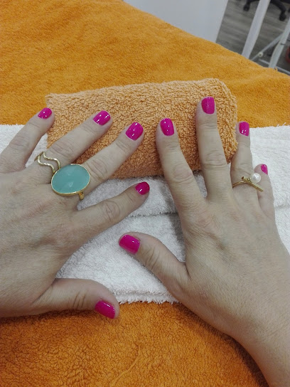 d-Uñas | Salón de Manicura y Uñas en Vilanova i la Geltrú / 