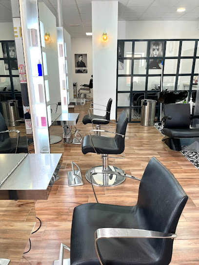 Oliver Estilismo-Belleza-Hairspa | Peluquería en Los Alcázares / Murcia