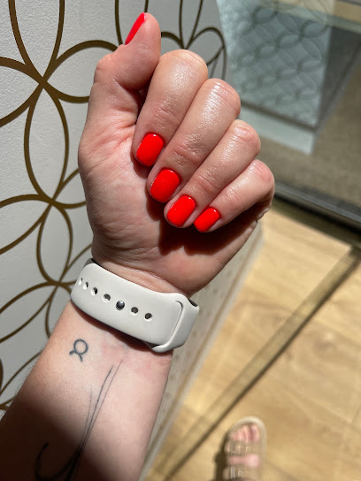 Hello Nails | Salón de Uñas y Manicura en Madrid