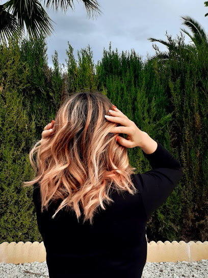 Le Petit Peluquería | Peluqueria en Peal de Becerro / Jaén