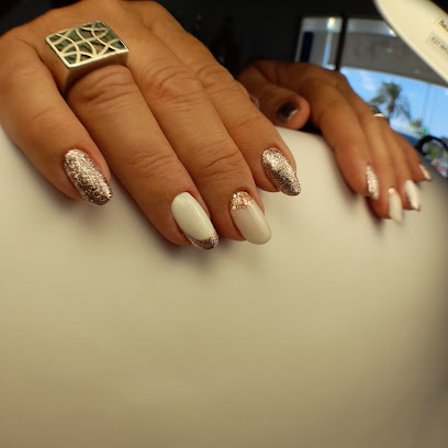 BEAUTY SALON BY ZHANET | Centro de Estética en Moraira