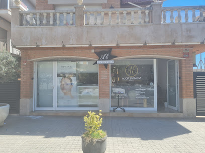 Alicia Espinosa | Peluquería en Barberà del Vallès / 