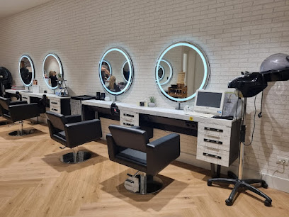 CHEMA PERRUQUERS | Peluquería en Girona / Girona