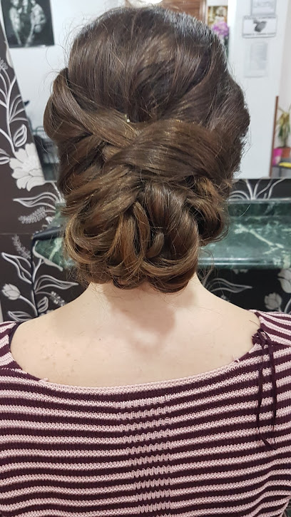 Peluqueria Hens Hair | Peluquería en Córdoba / Córdoba