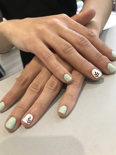 Maikai Belleza | Peluquería en Madrid / 