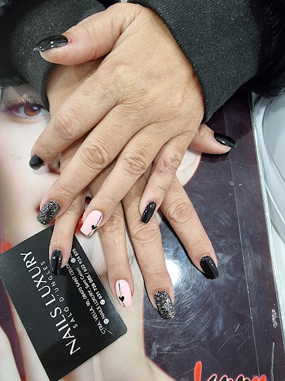 Nails LUXURY | Salón de Uñas y Manicura en Sant Celoni