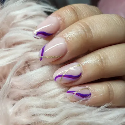 Maria Daniela | Estilo y Belleza | Salón de Uñas y Manicura en Fuenlabrada
