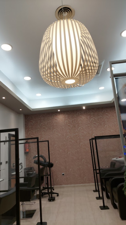 Estrella Arenas y Alex Peluqueros | Peluqueria en Valencia / Valencia