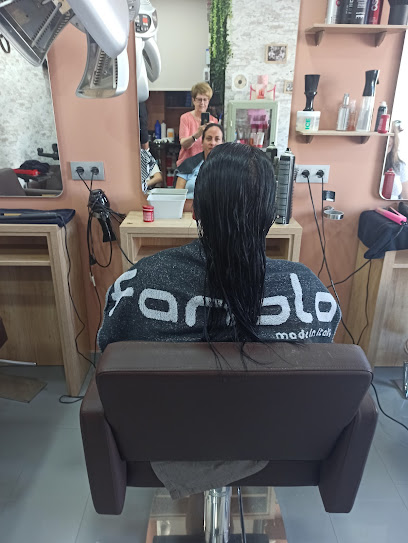 Juan Huertas Estilista | Peluquería en Albolote / Granada