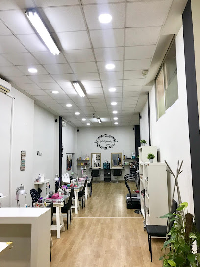 Buenas Vibraciones | Peluquería en Valencia / 