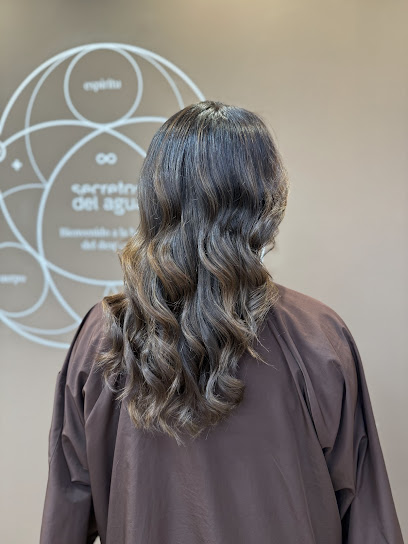 Carmen Veloz | Peluquería en Madrid / 
