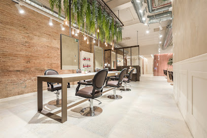 Compte Poblenou | Peluqueria en Barcelona / Barcelona