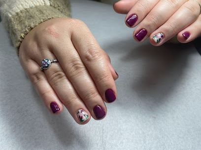 Hille Nails | Salón de Uñas y Manicura en Foz